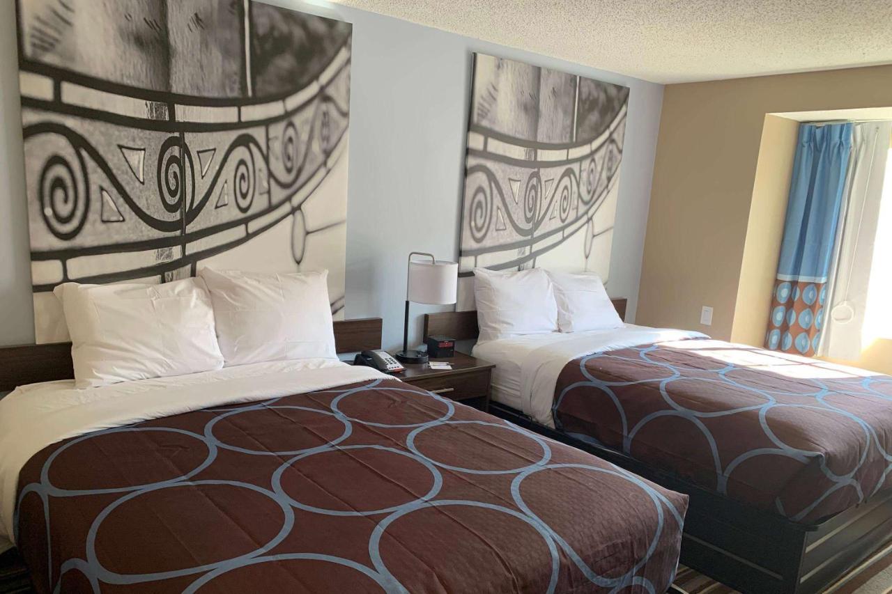 Super 8 By Wyndham Joliet Hotel Exterior foto